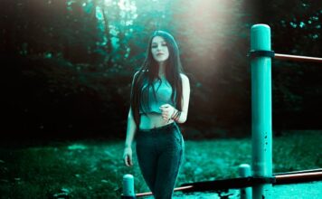 Jakie są modne jeansy damskie?