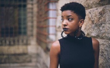 Jakie kolczyki noszą gwiazdy?